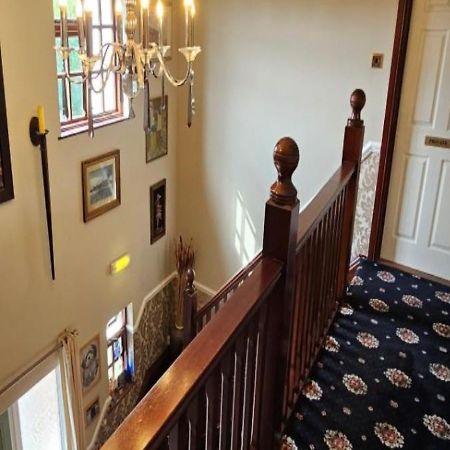 ברידג'נד Parc Lodge Guesthouse מראה חיצוני תמונה